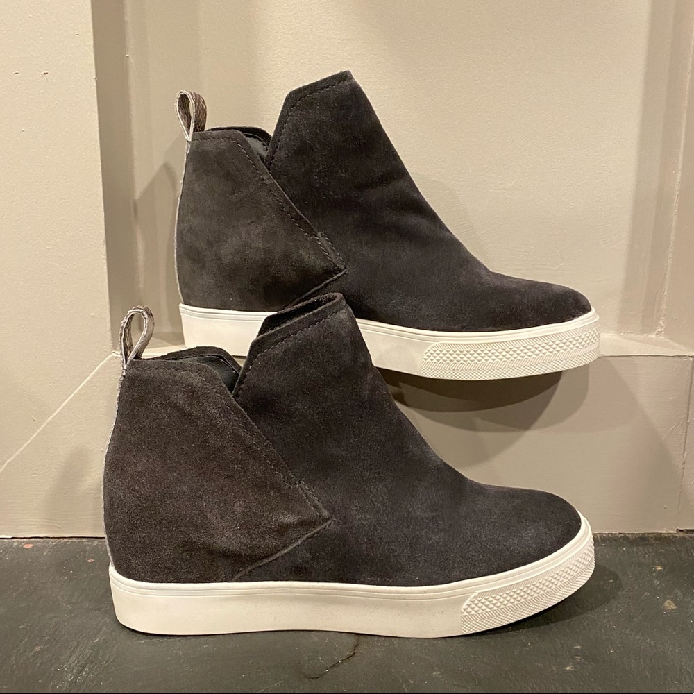 Dolce Vita Walker Sneakers